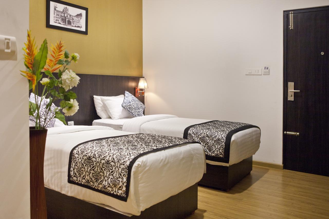 Comfy Luxury Hotel 班加罗尔 外观 照片