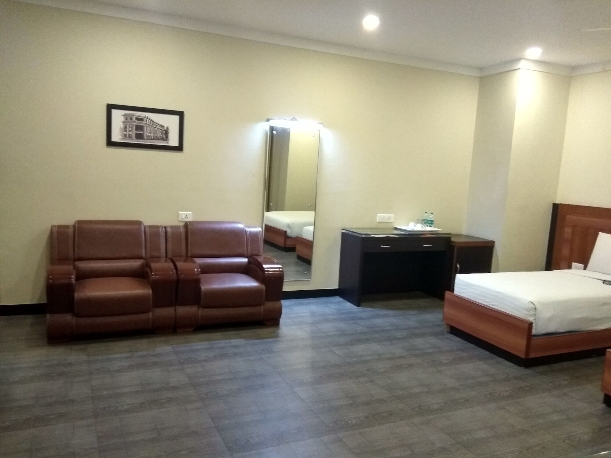 Comfy Luxury Hotel 班加罗尔 外观 照片