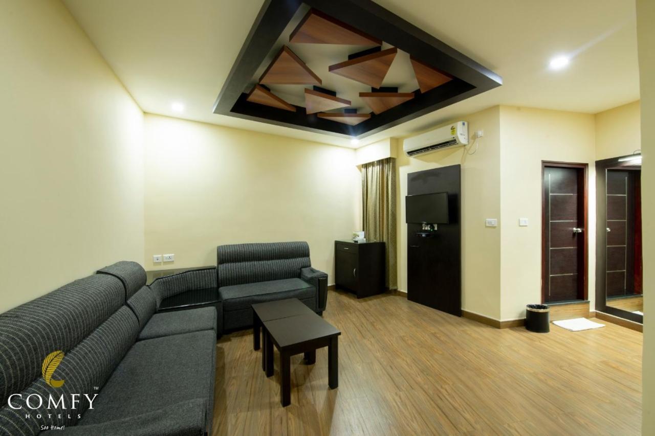 Comfy Luxury Hotel 班加罗尔 外观 照片