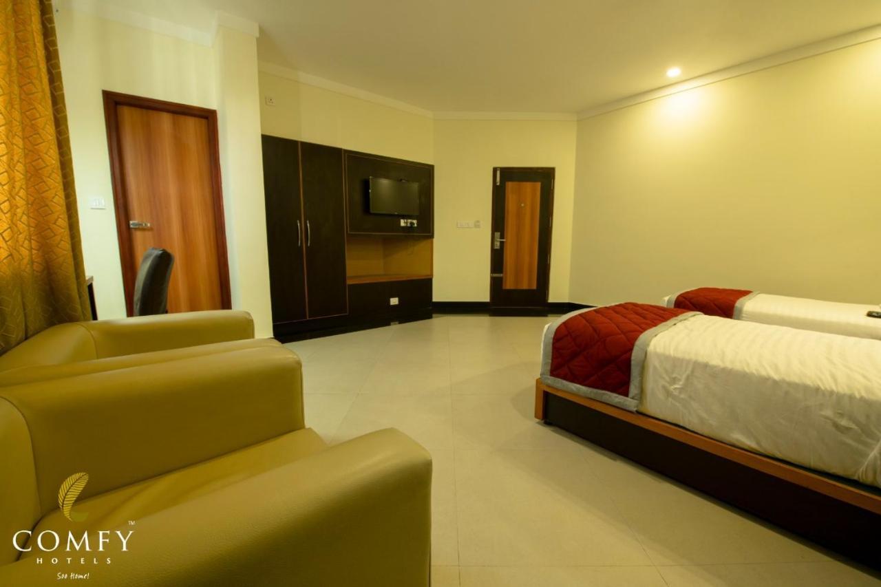 Comfy Luxury Hotel 班加罗尔 外观 照片